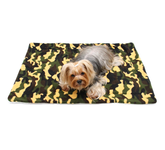 Double Layered Green Camouflage Fleece/Plush Blanket