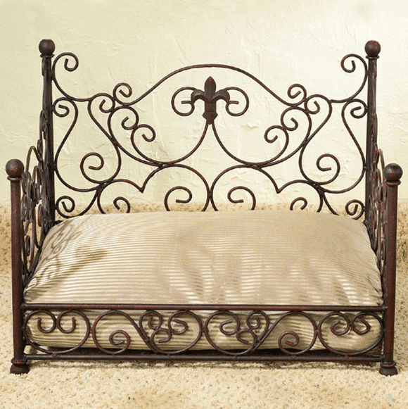 Fleur de Lis Pet Bed - Le Pet Luxe